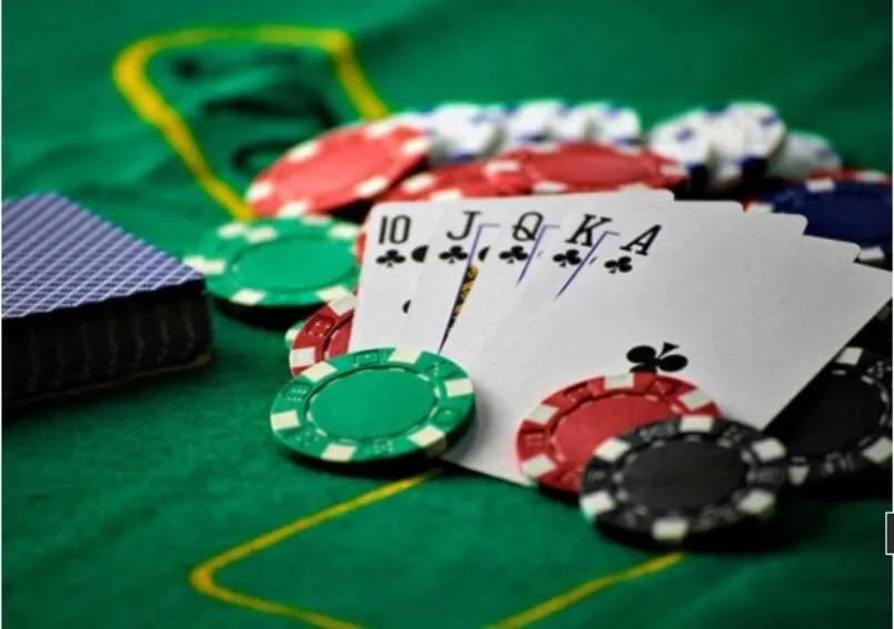 Cách chơi blackjack với những hướng dẫn cơ bản dễ hiểu nhất 8 cach choi blackjack 3 7